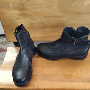 Cesare Paciotti Size 11 Black Dual Zip Calfskin Italian Boots